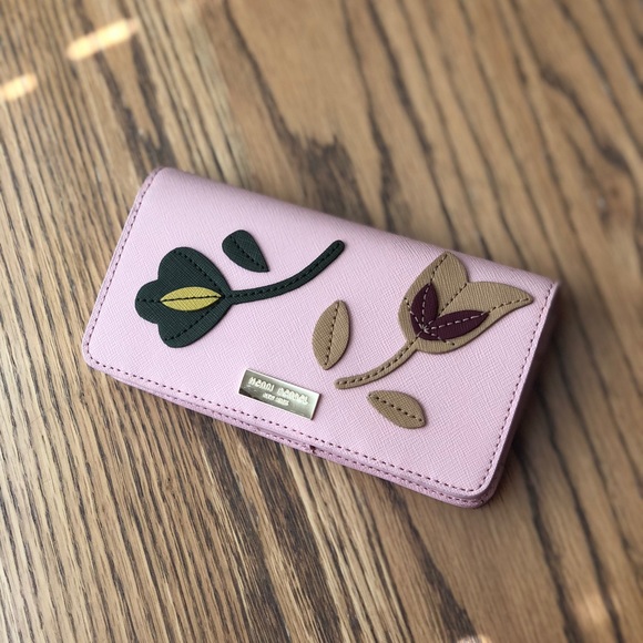henri bendel Handbags - Henri Bendel phone wallet